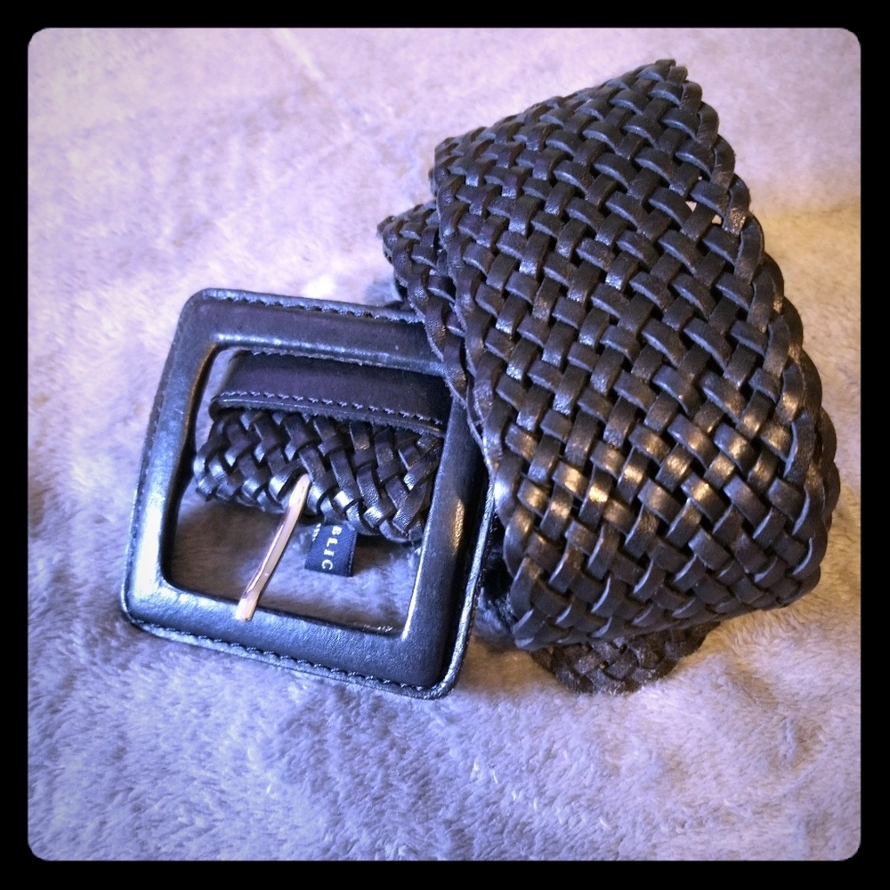 Banana Republic wide braided black belt Sz Med